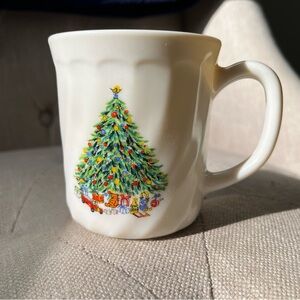 Christmas Mugs. Set of 6.